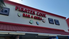 Pirates-Cove-Lounge-Sign